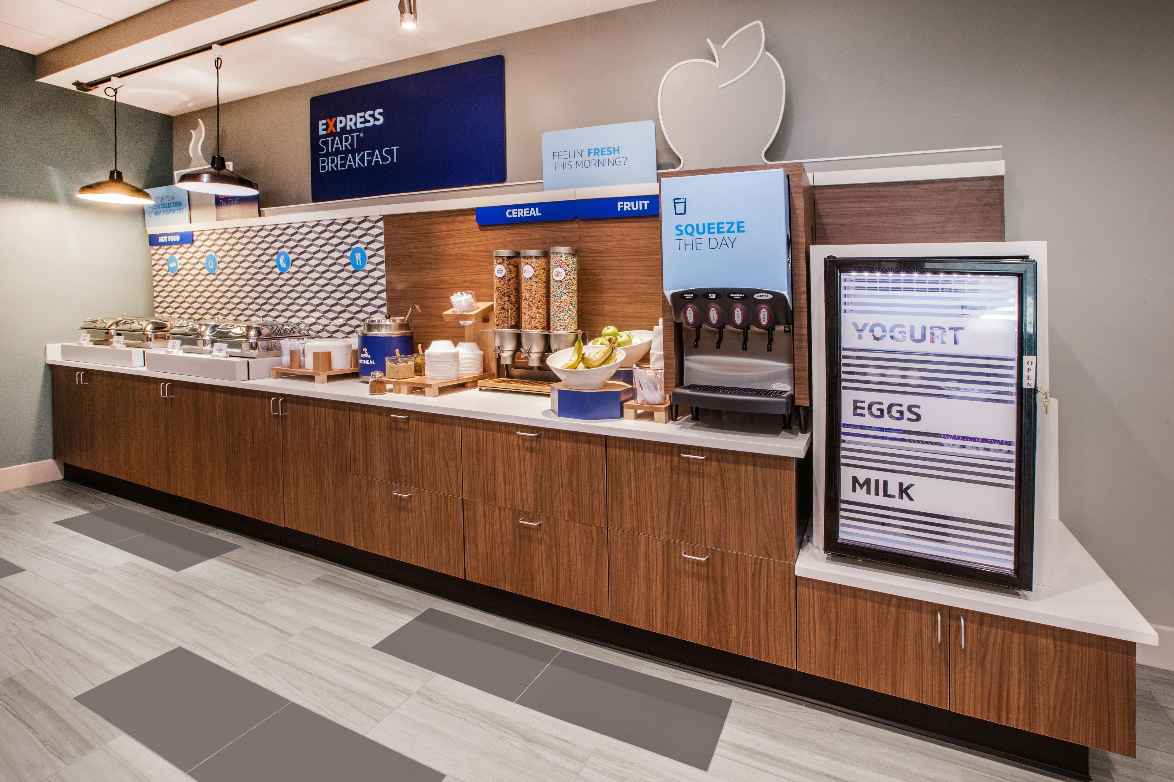 Holiday Inn Express Hotel & Suites Santa Cruz By Ihg Exterior foto