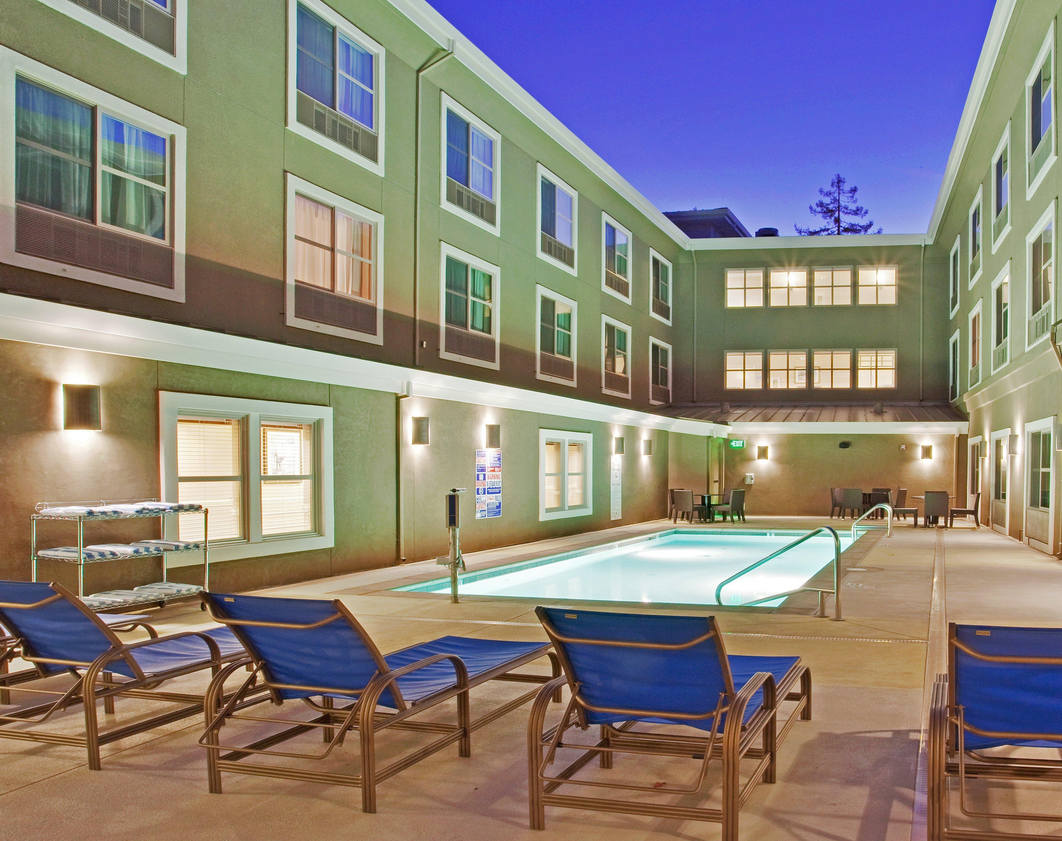 Holiday Inn Express Hotel & Suites Santa Cruz By Ihg Exterior foto