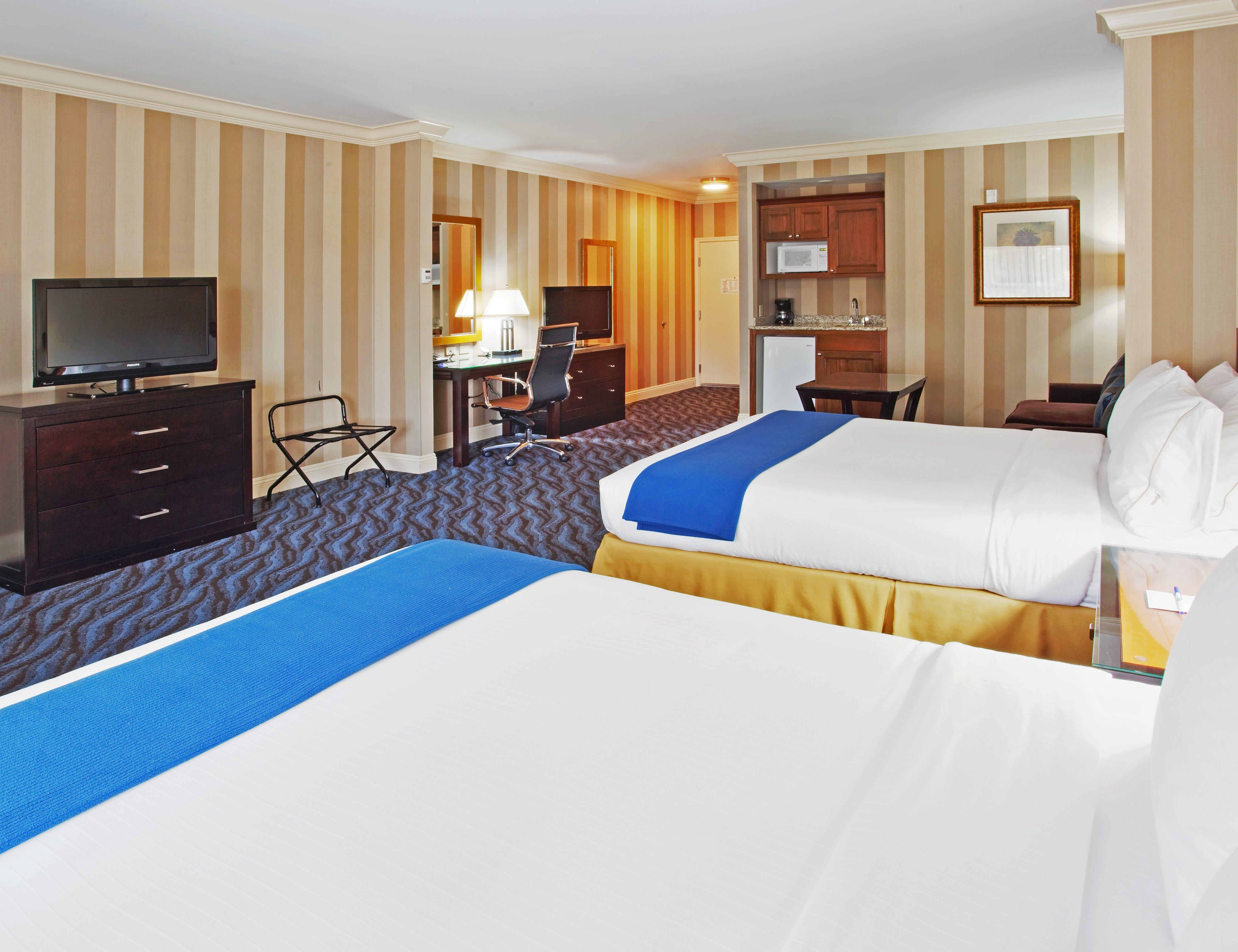 Holiday Inn Express Hotel & Suites Santa Cruz By Ihg Exterior foto
