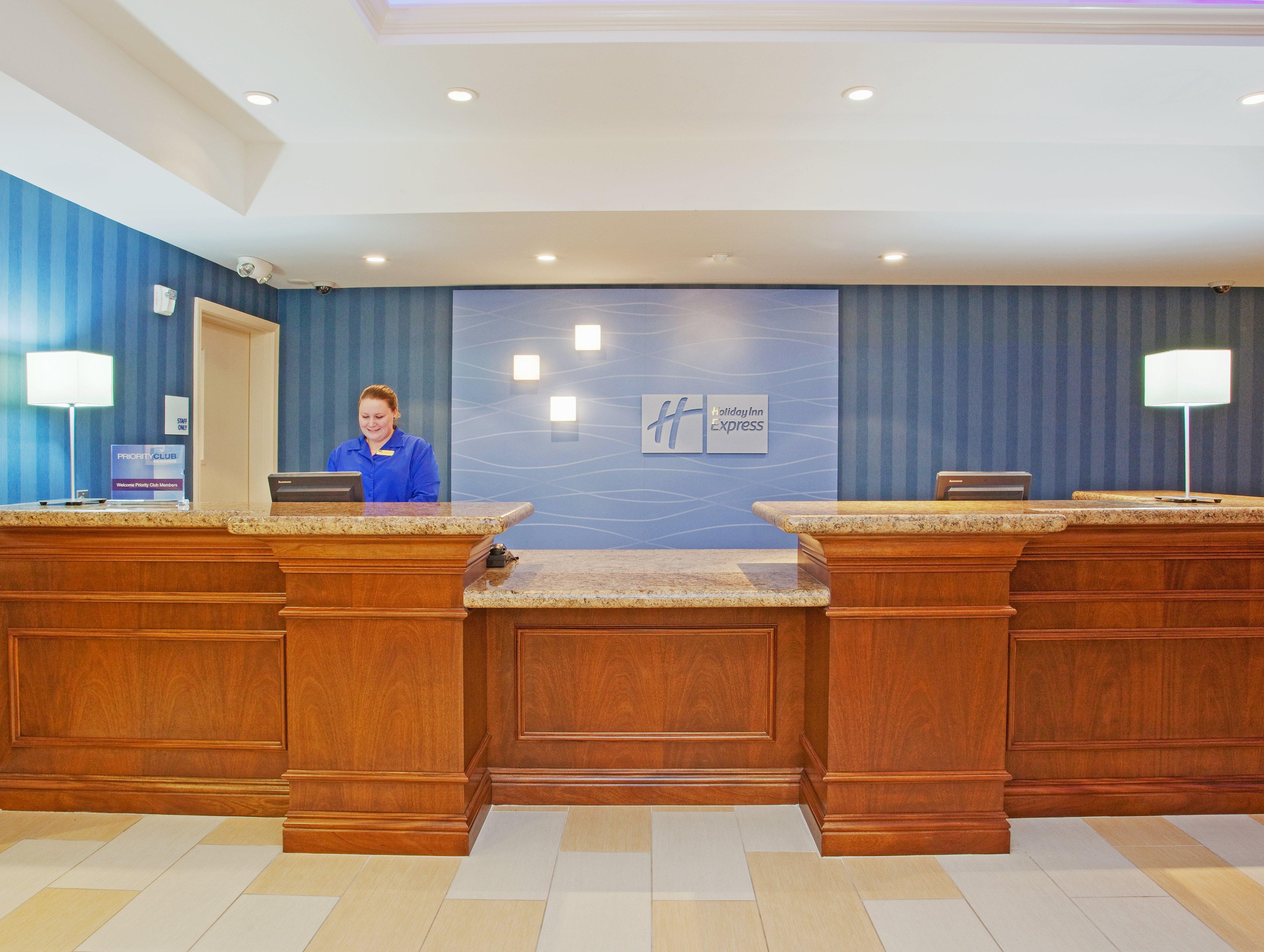 Holiday Inn Express Hotel & Suites Santa Cruz By Ihg Exterior foto